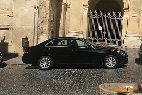 Transfert Tour de Catane à Palerme en passant par Villa Romana del Casale