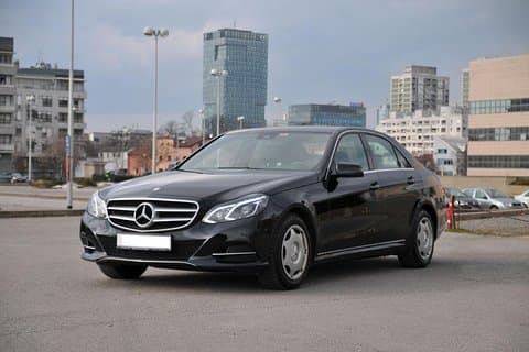 Privater Transfer vom Flughafen Brüssel in die Stadt Brüssel
