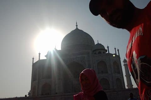 Delhi Agra Delhi Tour Soluppgång Taj Mahal med privat bil