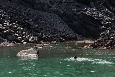 Santorini Caldera Cruise Tour (Volcano, Hot Springs, Thirassia)