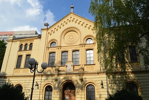 Private tour: Jewish heritage in Warsaw