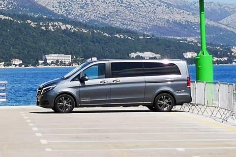 Transferts privés jusqu'à 7 personnes depuis ou vers l'aéroport de Dubrovnik à Dubrovnik