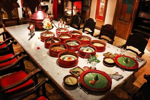 Grand Rijsttafel - Hollandsk kolonitiden Smorgasbord