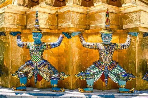 Private Tour: Magnificent Grand Palace and Emerald Buddha