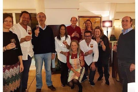 Cena o tapas en un hogar portugués