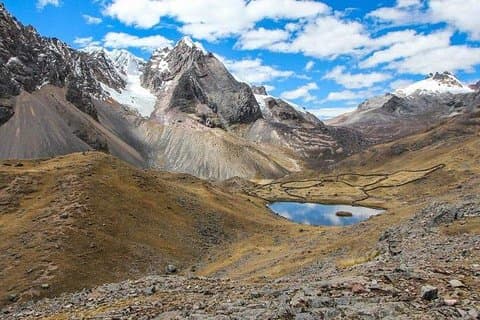 Excursão Privada Ausangate e Sibinacocha (6 Dias, 5 Noites)