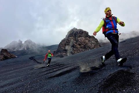 Etna 3000 da sud con Funivia e trekking – Mattina o Pomeriggio