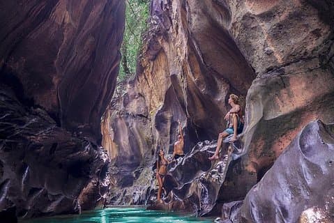 Explorando el cañón oculto de Beji Guwang