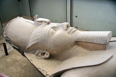 Private Pyramiden Tour zu den Gizeh Pyramiden Sphinx Dahshur Sakkara & Memphis