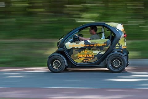 Drive it yourself electric History and Castle GPS audio tour