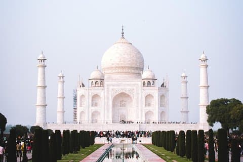Privé 2 daagse tour inclusief stadstour door delhi en agra met de auto