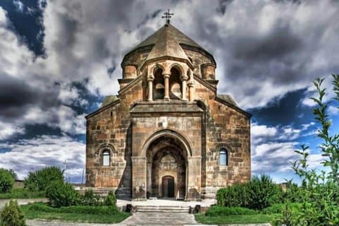 Tour privado a Echmiadzin (st Gayane, Hripsime, Mother Cathedral), Zvartnots