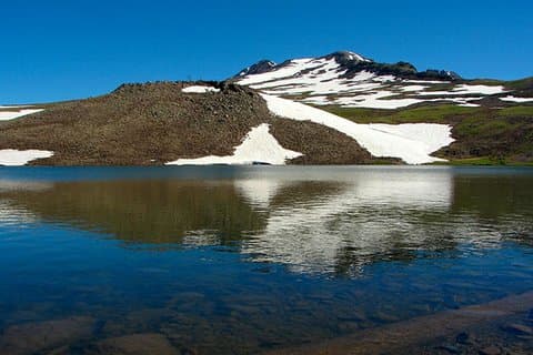 Private tour to Aragats (Lake Kari), Armenian Letters monument, Amberd