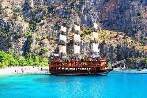 Antalya kemer pirat båttur