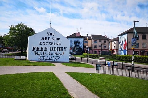 Derry City: The troubles Bogside walking tour