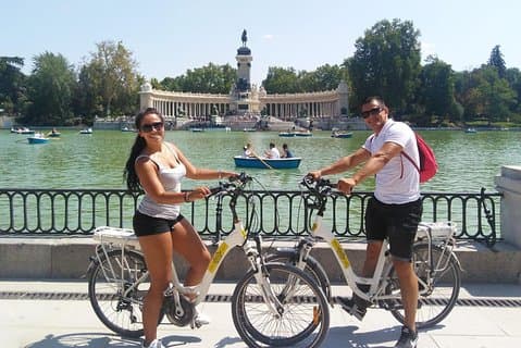 Madrid Retiro Park og det litterære kvarter på cykel