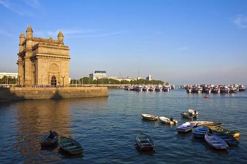 Süd-Mumbai-Stadt mit Kanheri-Höhlentour im Privatfahrzeug