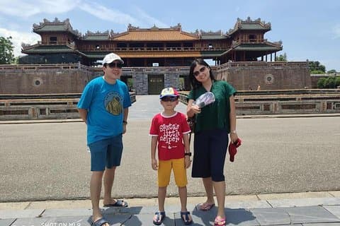 Hue City Tour Via Hai Van Fjell, Lap En Lagune, Parfume River, Royal Palace