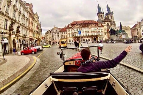 Veteranbiler Prag - Sightseeingtur 90min / 1-6 pers.