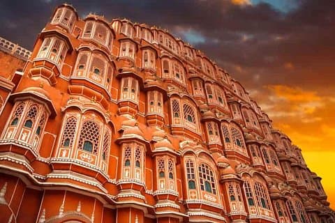 Private Varanasi und Khajuraho mit Golden Triangle Tour