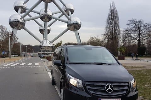 Minivan di lusso dall'aeroporto di Bruxelles alla città di Gand