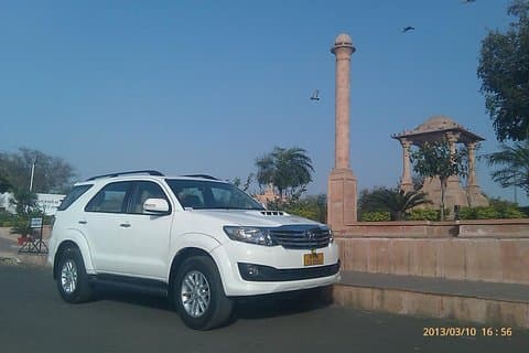 Transfert privé de Delhi à Jaipur