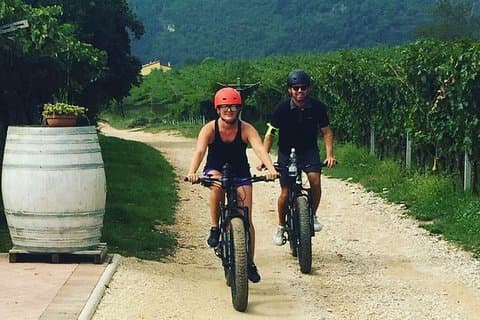 Bike Station Valpolicella: visite en vélo électrique et dégustation d'Amarone