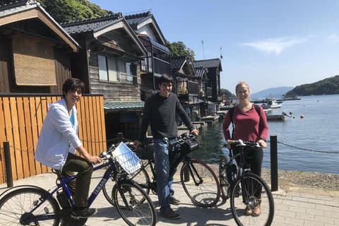 Ine Boathouses E-Bike Tour