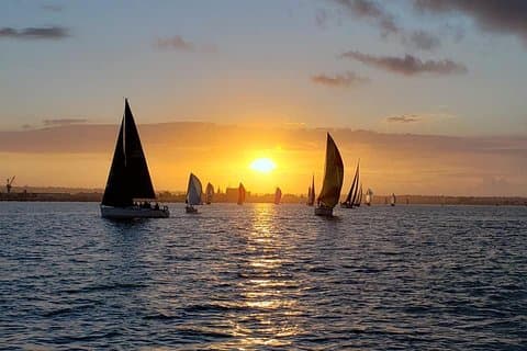 Sunset Sailing Tour van San Diego Bay voor maximaal 6 gasten