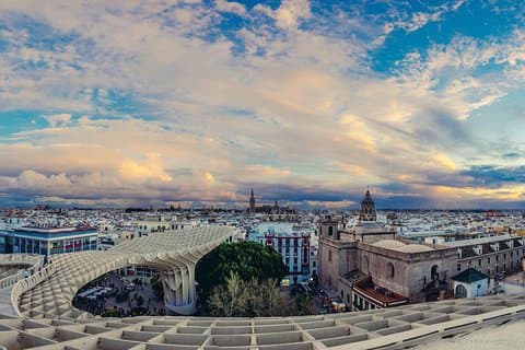 Privat vandringstur i Sevilla med biljetter och lokal reseguide