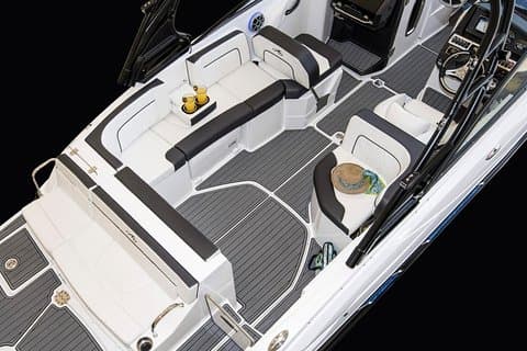 Luxury Private Boat Charter