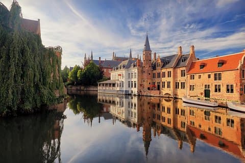 Brussels to Bruges: Private & Personalized Day Trip with a Local