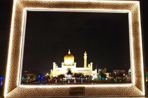 Bandar bei Nacht Tour (Privat)