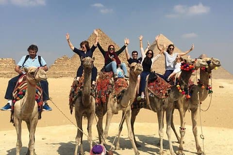 Pacchetto vacanza privata 7 giorni 6 notti Visita Cairo Alexandria Aswan e Luxor