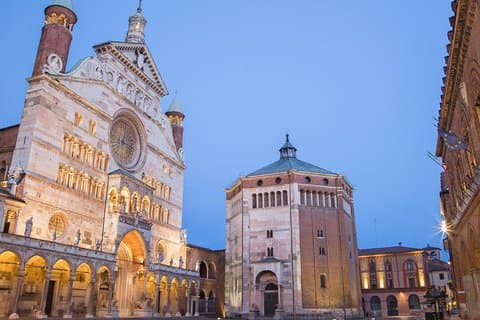 Violin museum & Cremona private guided tour, from Milan