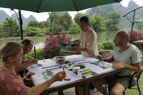 Kalligrafi eller Maleri klasse i yangshuo