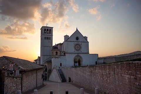 Gita di un giorno: Lasagna Cooking Class With Lunch + Assisi Private Tour