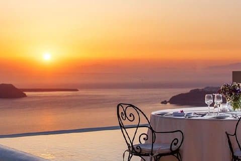 5 Day Mykonos & Santorini Trip