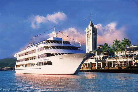 Honolulu: Pacific Star Sunset Dinner Cruise og show