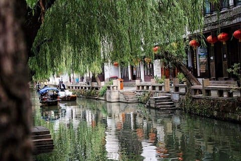 Private Suzhou- und Tongli-Wasserstadttour ab Shanghai mit Mittag- und Abendessen