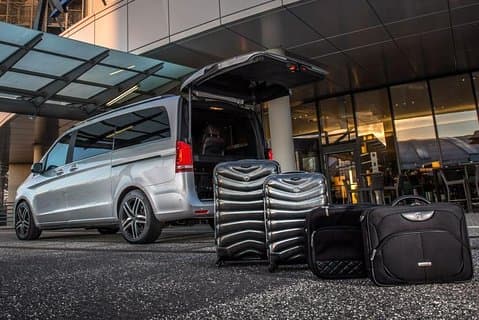 Best Private Airports Transfers - Luxury Minivan Service