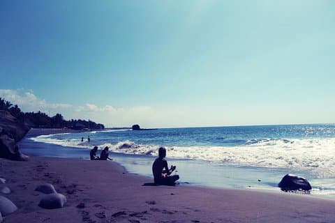 Airport Layover Tour: El Salvador Fish Market + El Tunco Beach + Local Beach