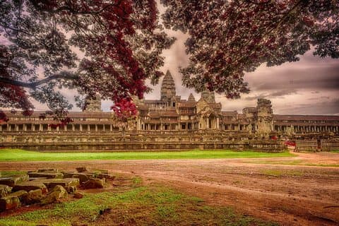 4-dages Angkor, Kulen, Tonle Sap, Banteay Srei & Beng Mealea Tour
