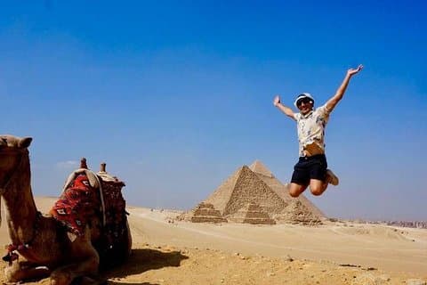 Von Hurghada: Tagesausflug nach Kairo mit dem Flugzeug mit Transfers