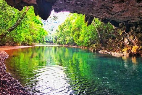 Tubería de cuevas en la reserva de Nohoch Che 'en Caves