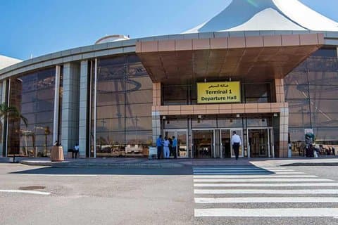 Rundtransport fra hotell i Sharm El Sheikh til Dahab og retur