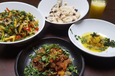 Corso di cucina di progetto comunitario e tour di trasformazione sociale di Medellin