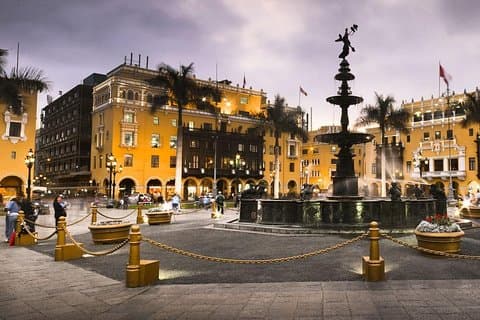 Meio Dia City Tour Lima + Museu Larco Herrera