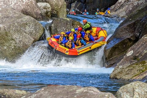 Cascades de Kaituna - Rivière Wairoa de 5e année près de Tauranga