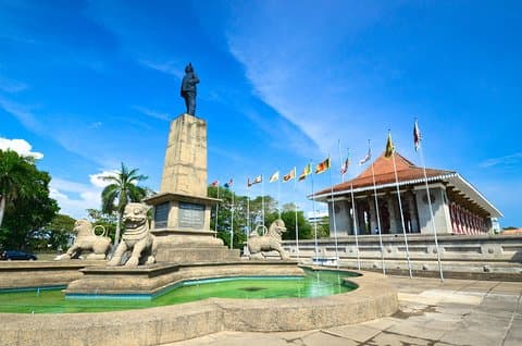 Excursión privada de todo incluido a Colombo con almuerzo